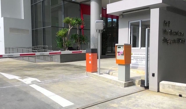 Barreiras Dashou instaladas no Goodland Group Building em Cingapura
